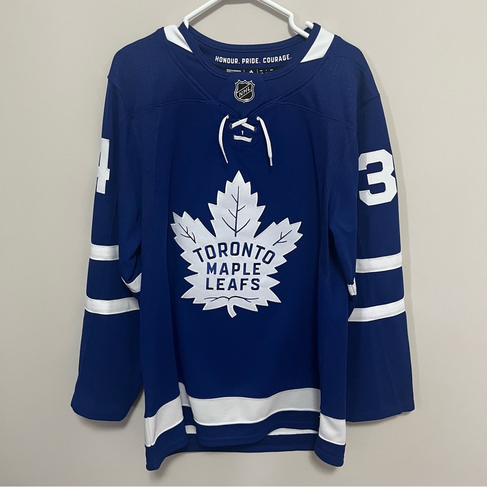 Toronto Maple Leafs Auston Matthews Authentic Player Jersey Size 44
